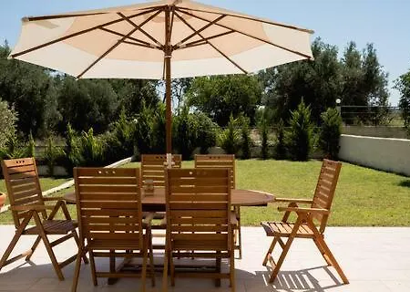 Paliouri Luxury With Beautiful Patio & Sea View *